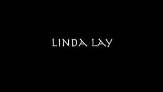 Linda imádja a kárót verni